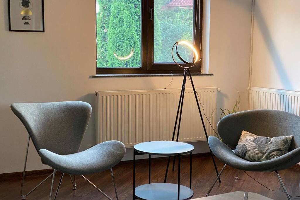 La Tuya Deluxe Villa Iasi Extérieur photo
